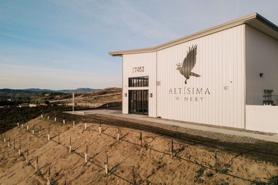 altisima winery tour production room